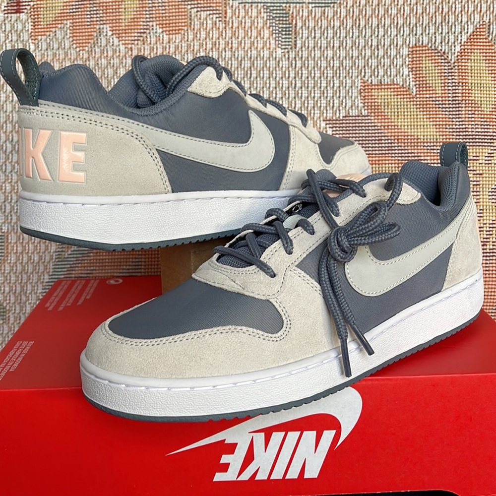 NIKE WMNS COURT BOROUGH LOW PREMIUM
ARMORY BLUE/PURE PLATINUM SNEAKRS
861533 400 - Picture 9 of 16
